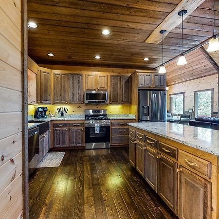 Whispering Woods Villa Blue Ridge Exterior photo