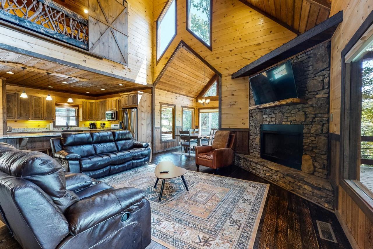 Whispering Woods Villa Blue Ridge Exterior photo